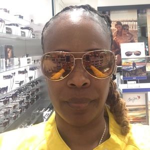 Meet your Posher, Tracy